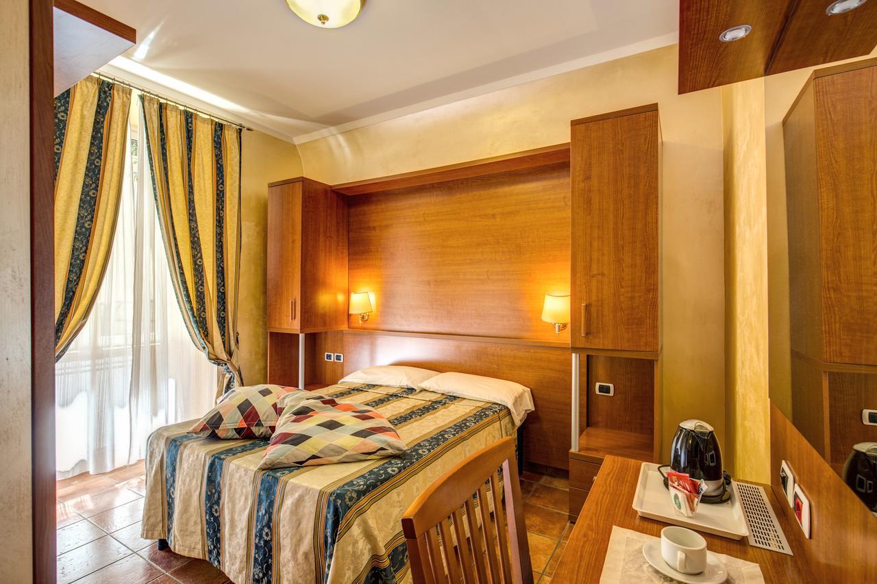Hotel Maryelen 2 Roma Esterno foto